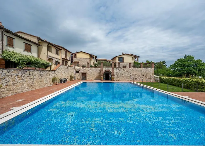 Casa Marlen - Medieval Borgo & Pool - Italywego Vakantiehuis *